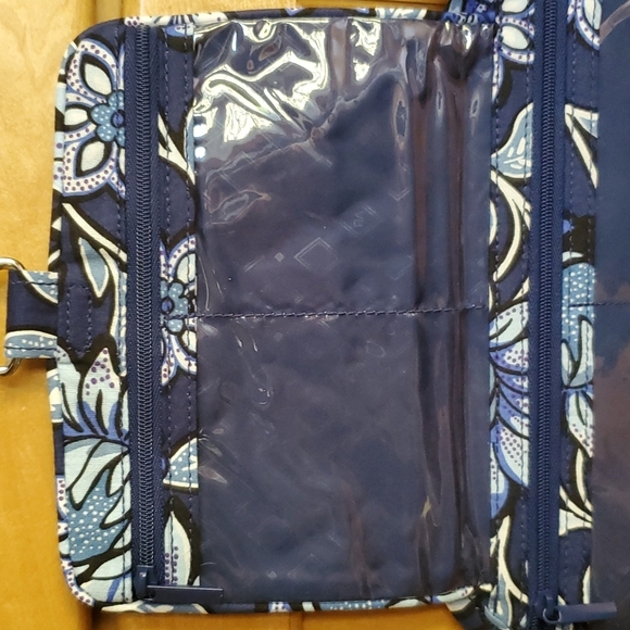 Vera Bradley Factory Style Medium Travel Organizer NWT - Picture 4 of 14